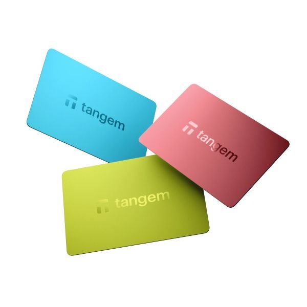 Криптогаманець Tangem Wallet 2.0 на 3 картки Vivid